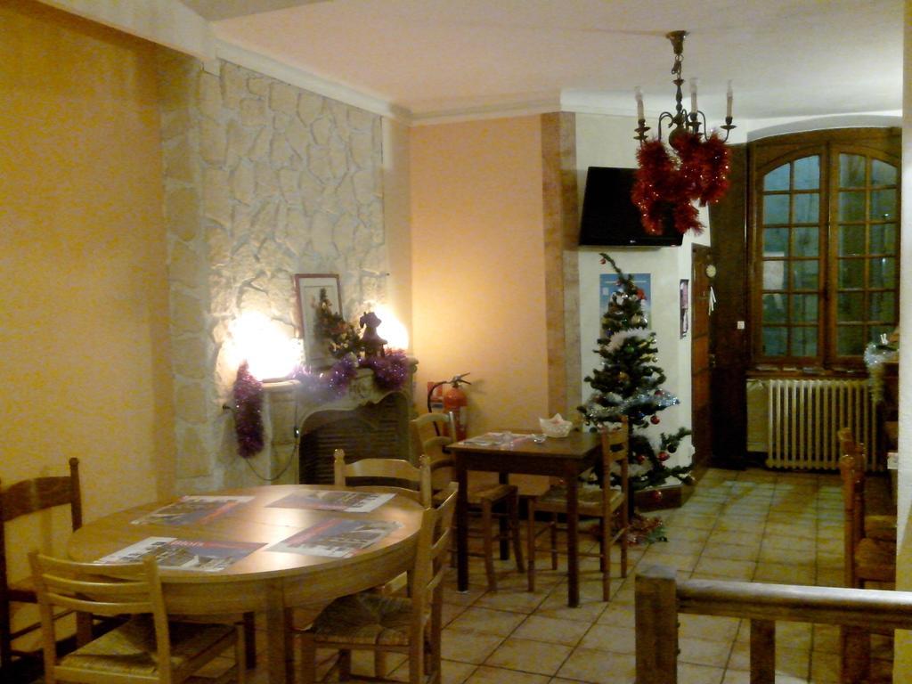 Hotel Du Bellay Blois Bagian luar foto