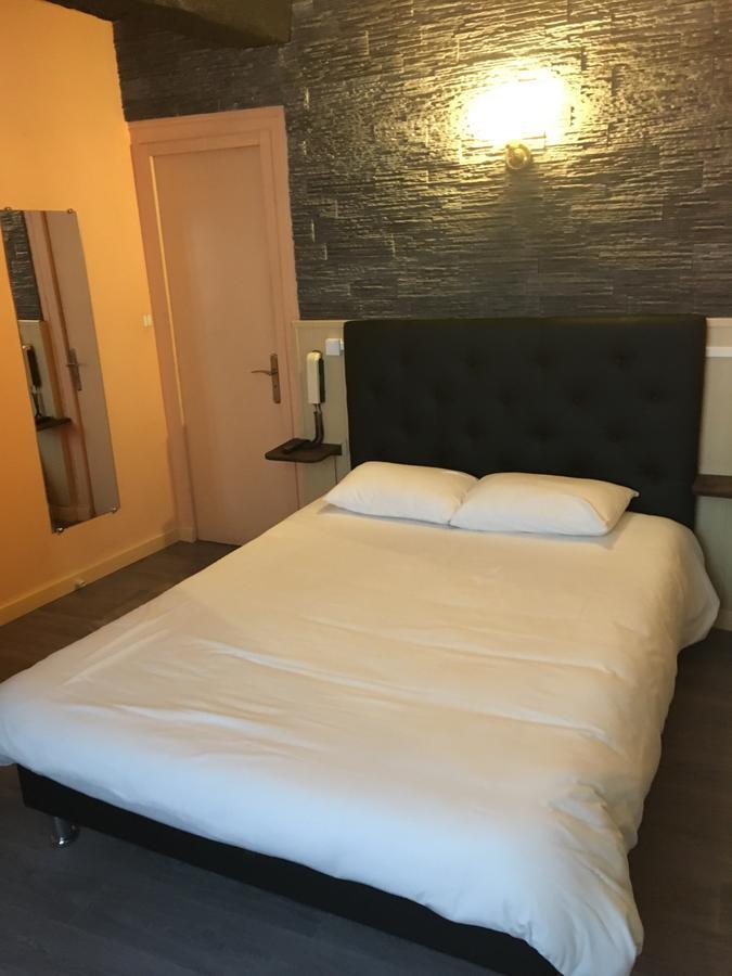 Hotel Du Bellay Blois Bagian luar foto